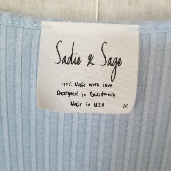 Sadie & Sage Stretch Knit Top Y2K Light Blue Size Medium Deep V-Neck - Picture 4 of 8